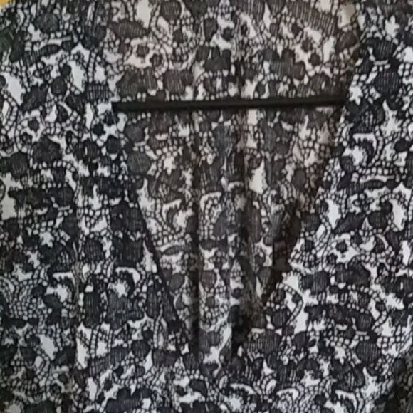 Top - Picture 2 of 4